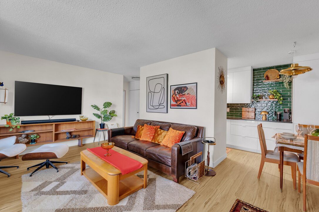 Photo of Livingroom in Southeast Calgary