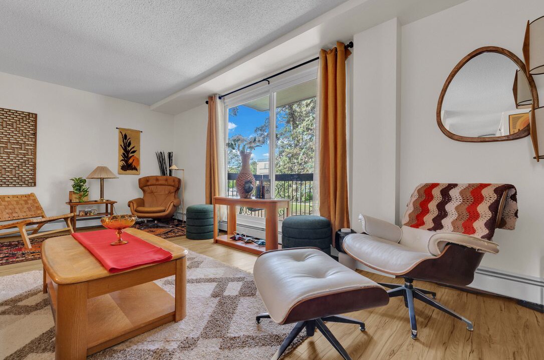 Photo of Livingroom in Southeast Calgary