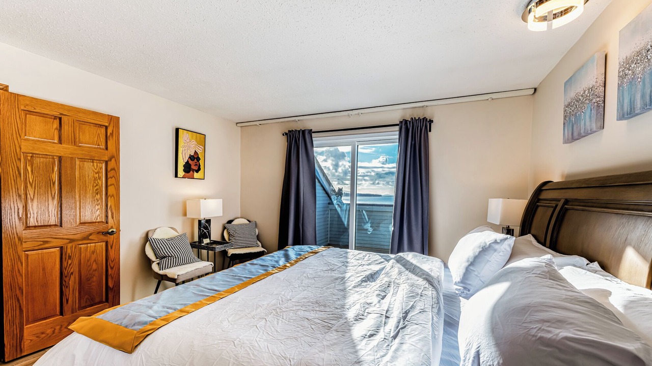 Photo of Bedroom in White Rock