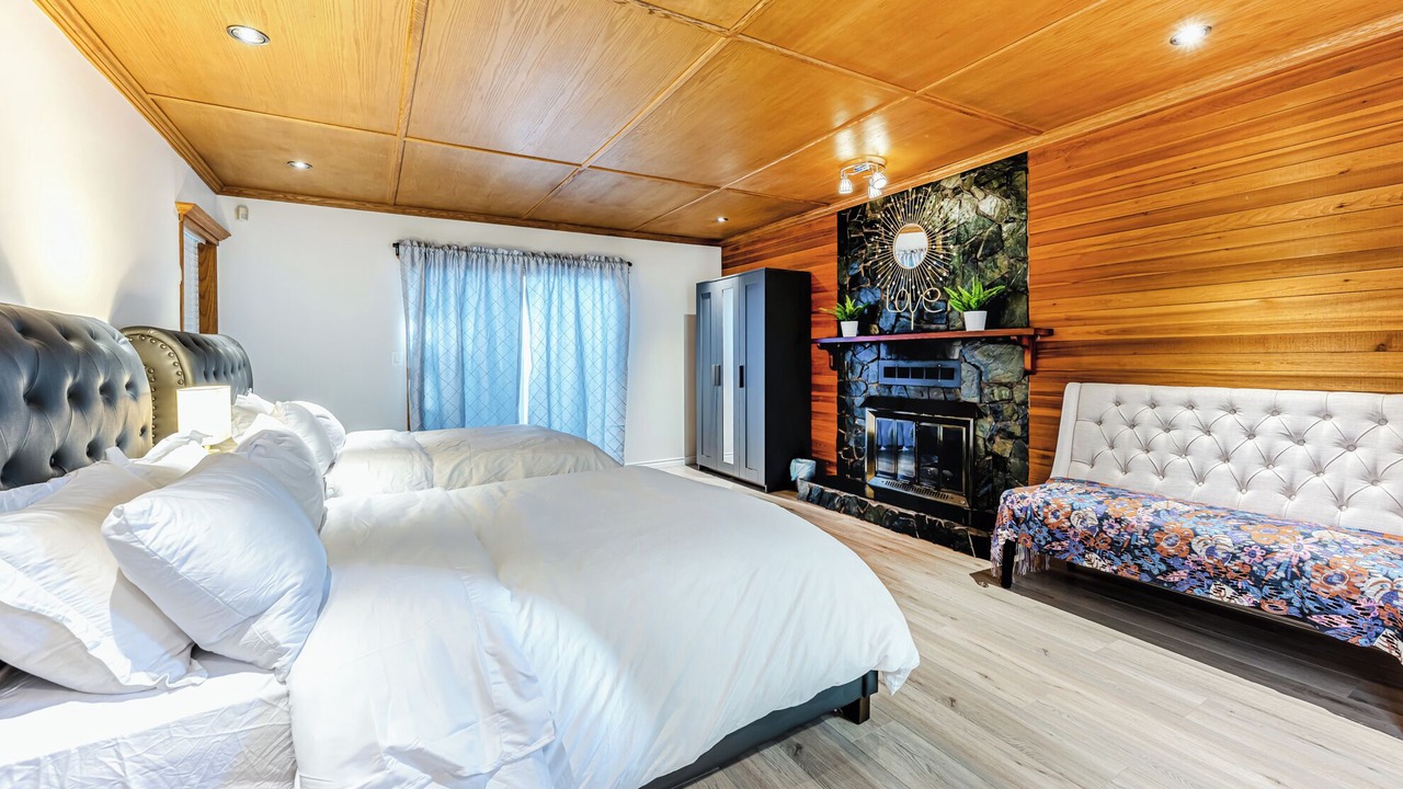 Photo of Bedroom in White Rock
