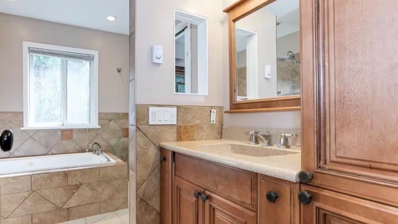 Photo of Bathroom in Garibaldi Highlands