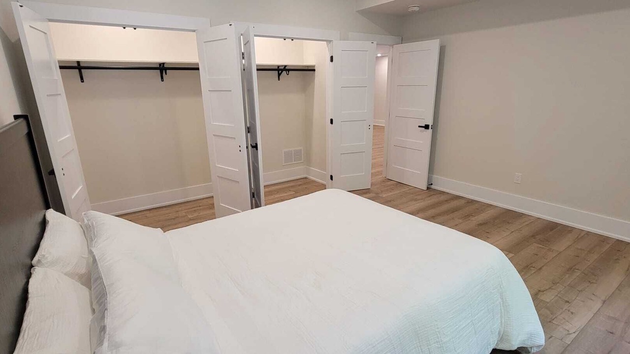 Photo of Bedroom in Lake of Bays