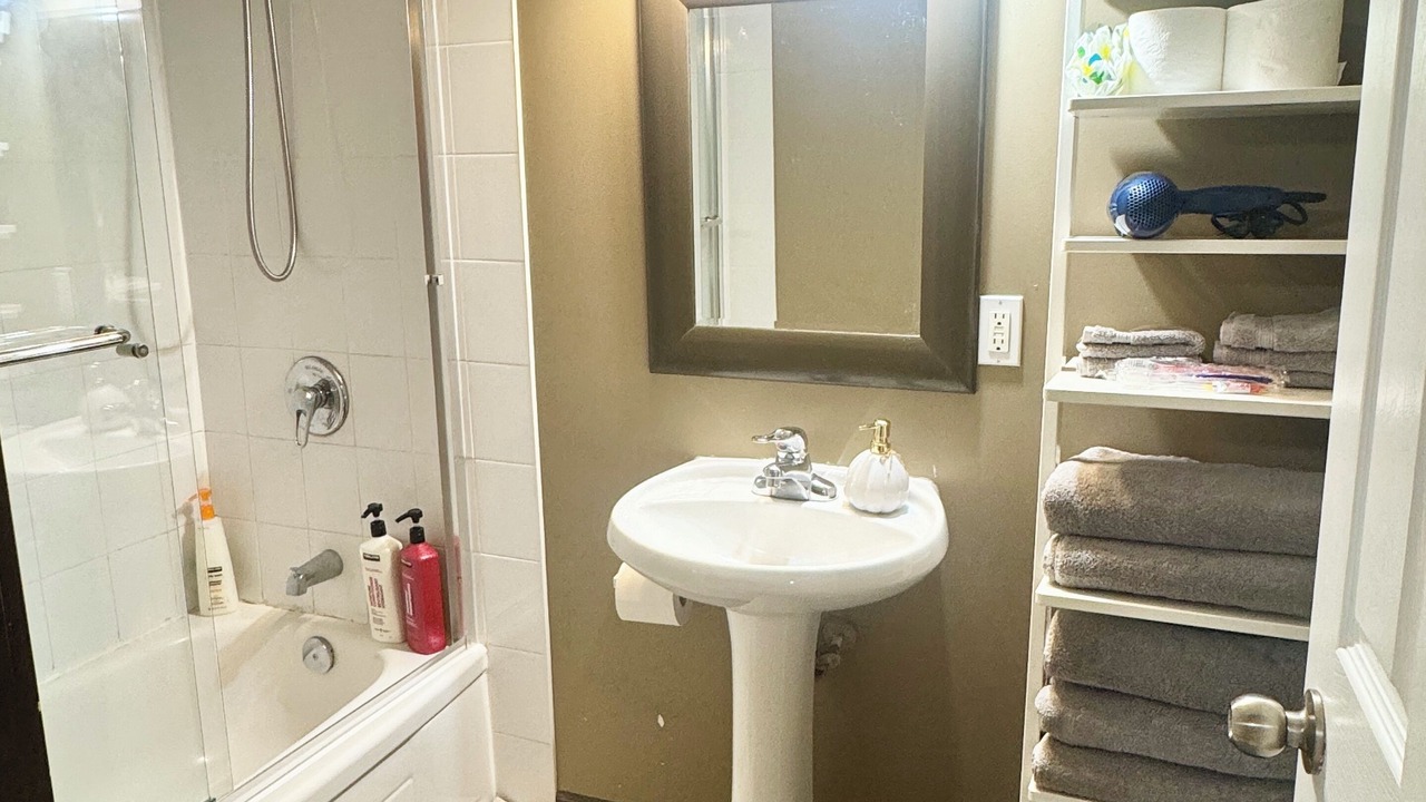 Photo of Bathroom in Southwest Gordon Estate