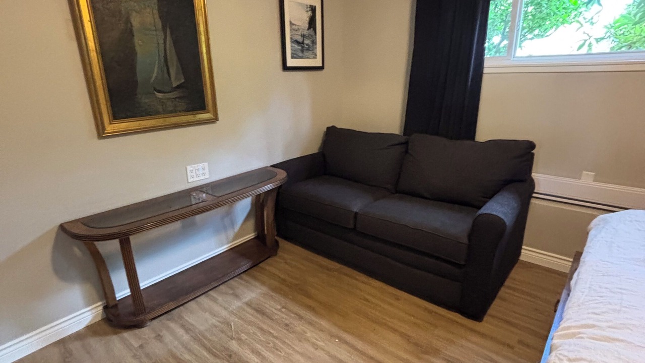 Photo of Livingroom in Comox