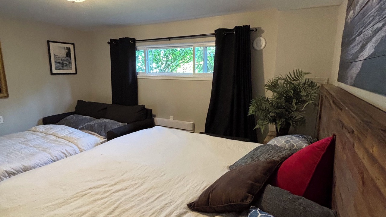 Photo of Bedroom in Comox