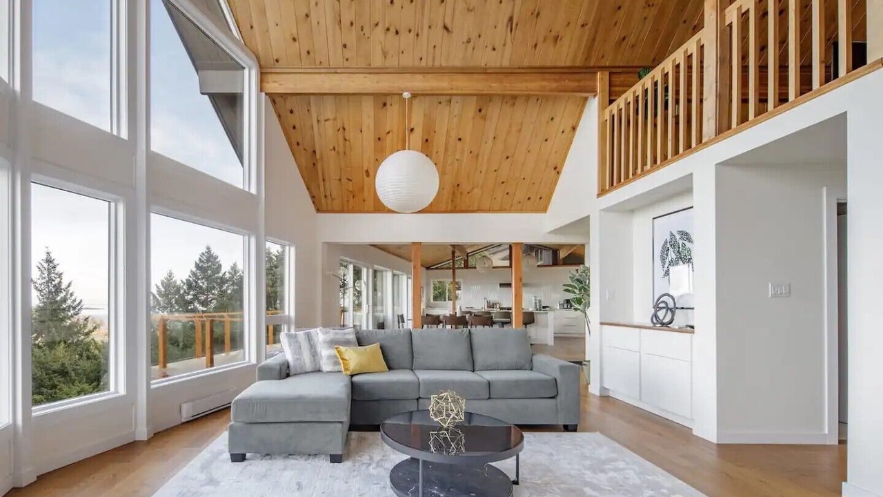 Photo of Livingroom in Regional District of Nanaimo