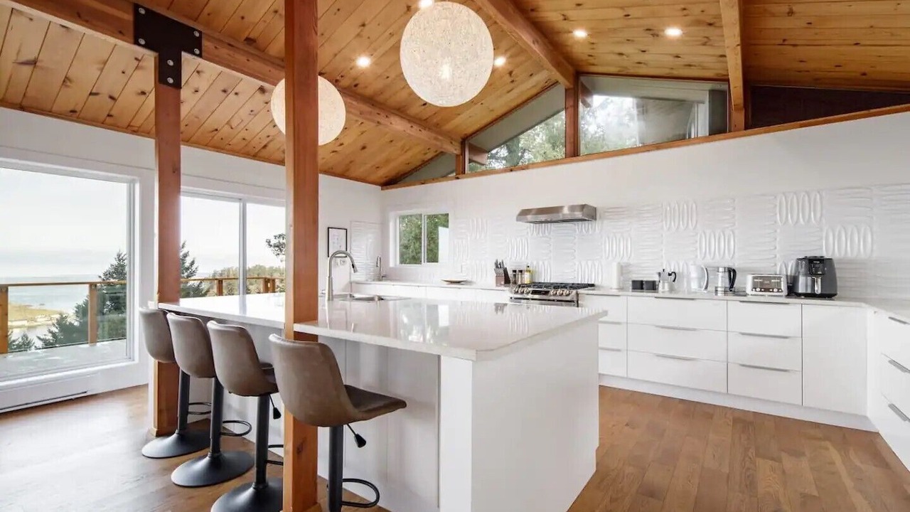 Photo of Kitchen in Regional District of Nanaimo