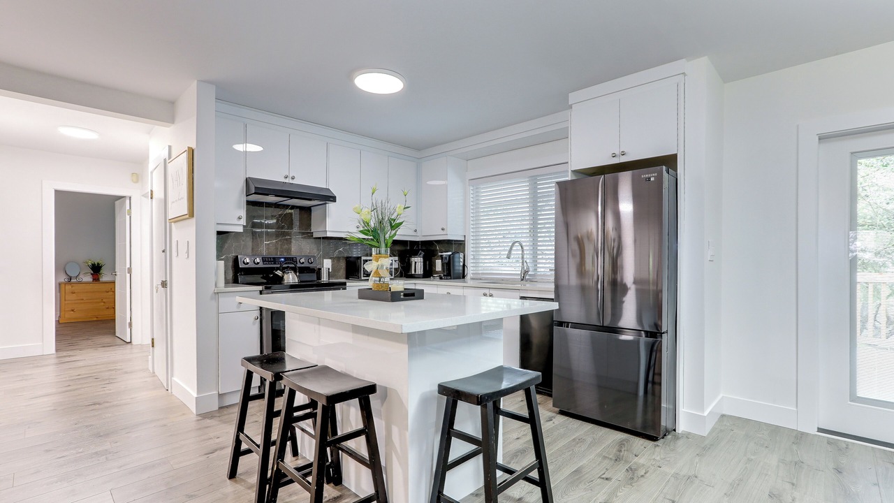 Photo of Kitchen in Harrison Hot Springs