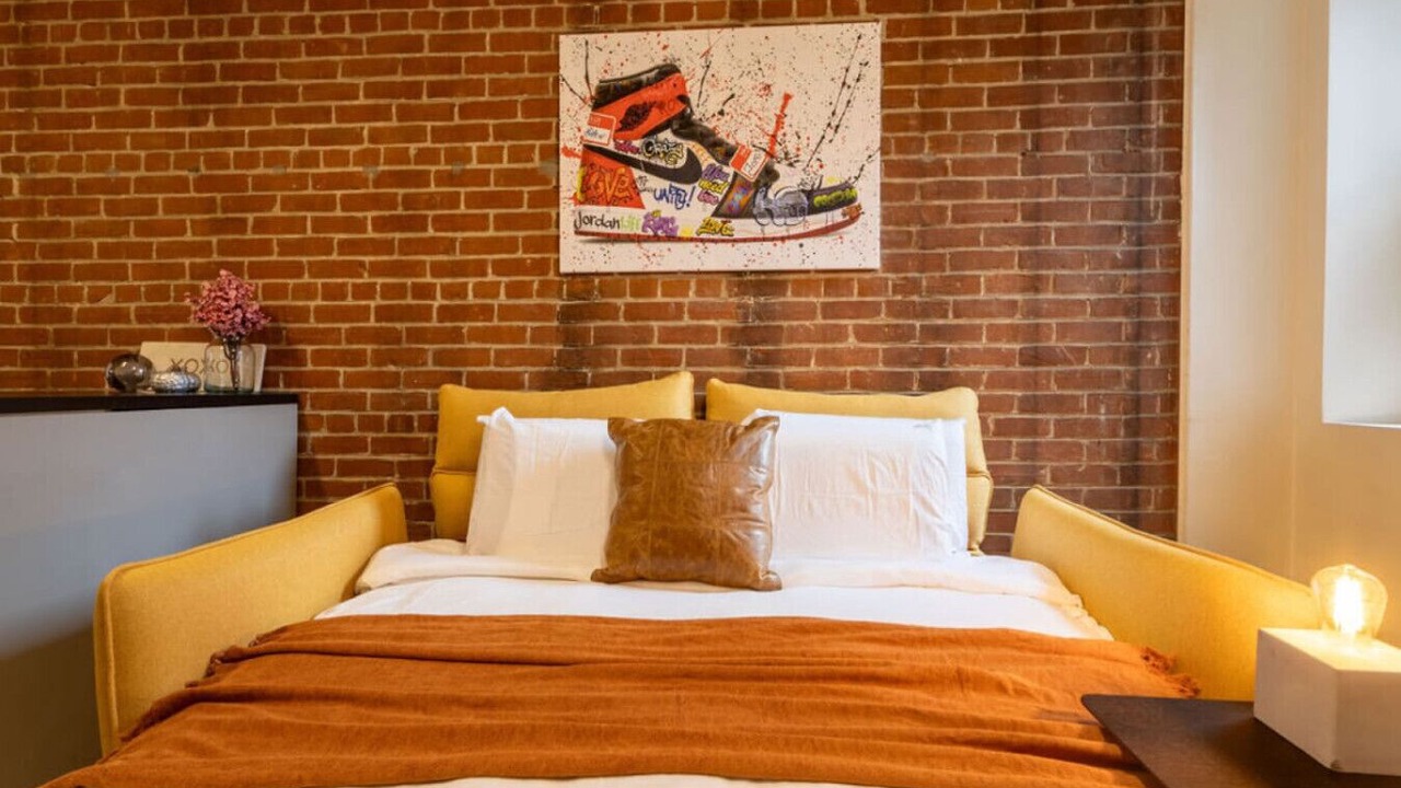 Photo of Bedroom in Downtown Montreal