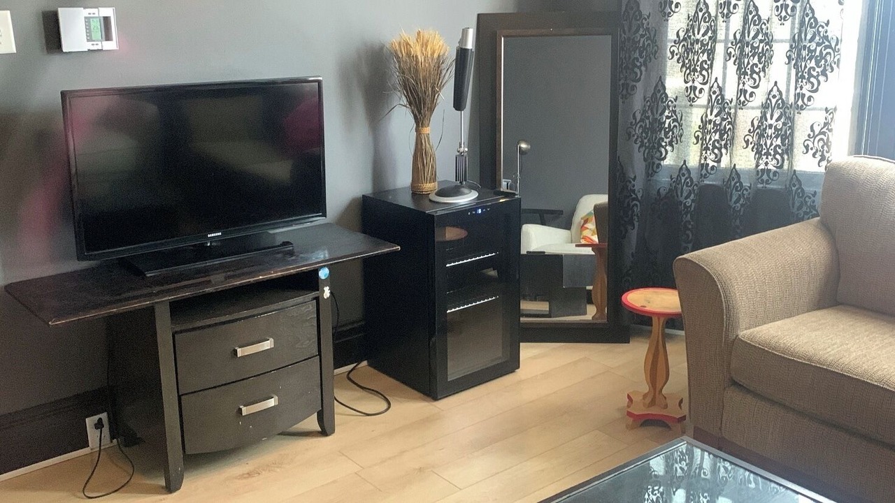 Photo of Livingroom in North End