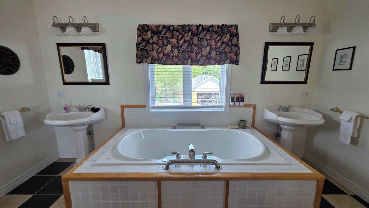 Photo of Bathroom in Hunts Point