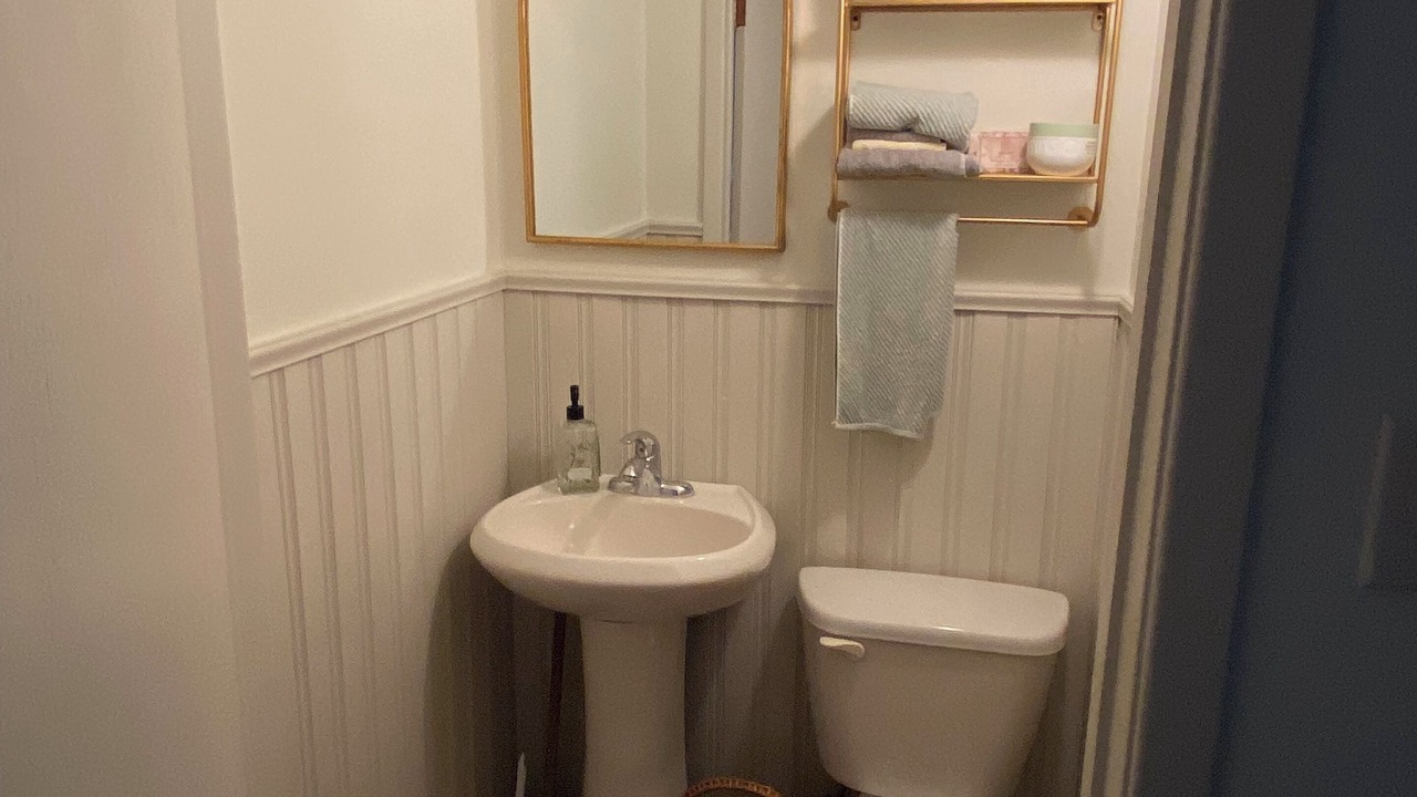 Photo of Bathroom in Souris
