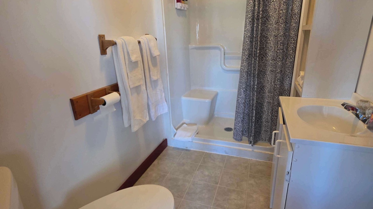 Photo of Bathroom in Hunts Point