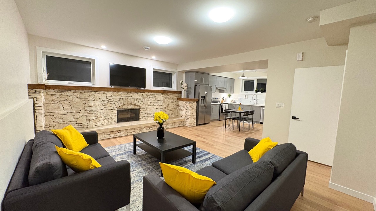 Photo of Livingroom in Southwest Calgary