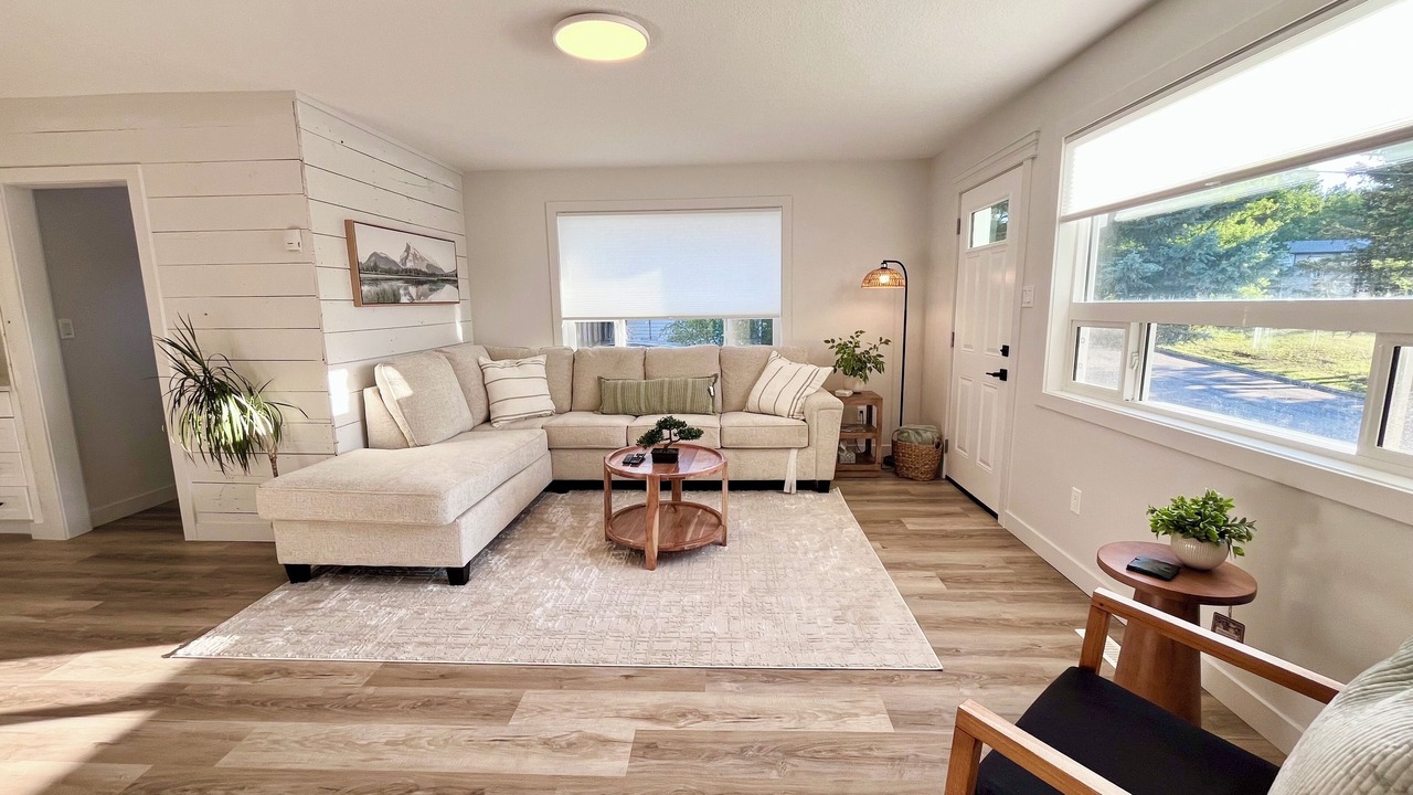 Photo of Livingroom in Hinton