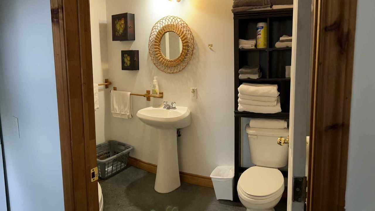 Photo of Bathroom in Saint-Joseph-de-Coleraine