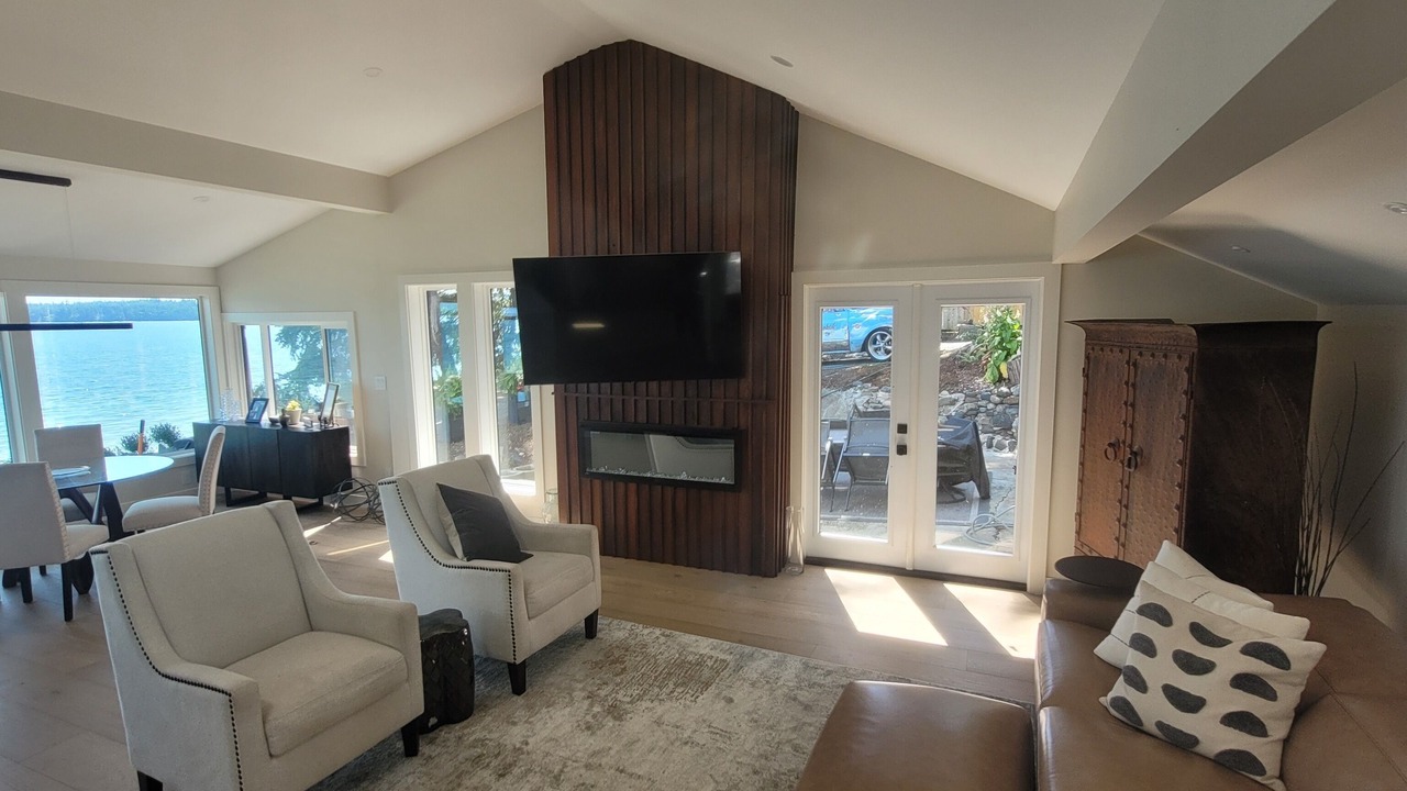 Photo of Livingroom in Union Bay