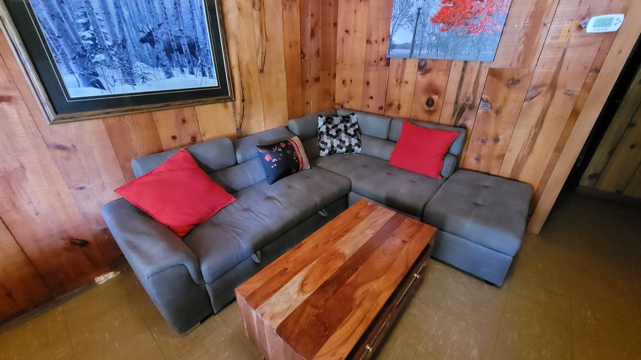 Photo of Livingroom in Petawawa