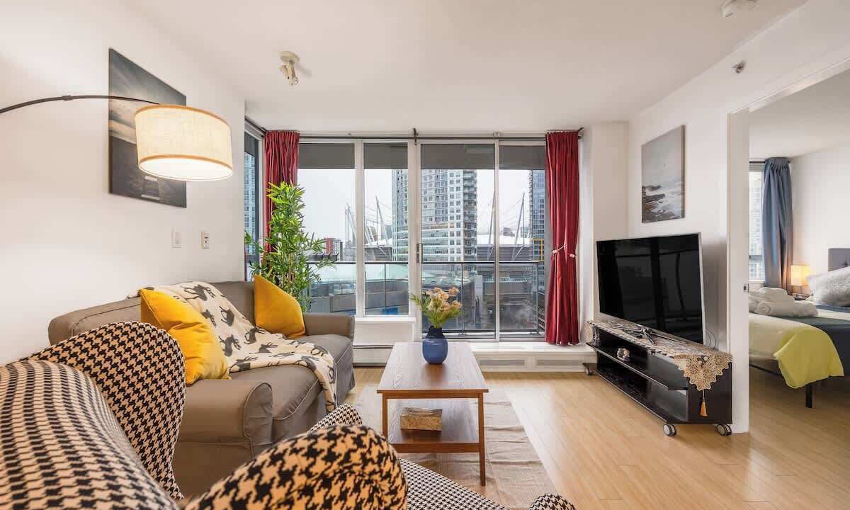 Photo of Bedroom in Crosstown