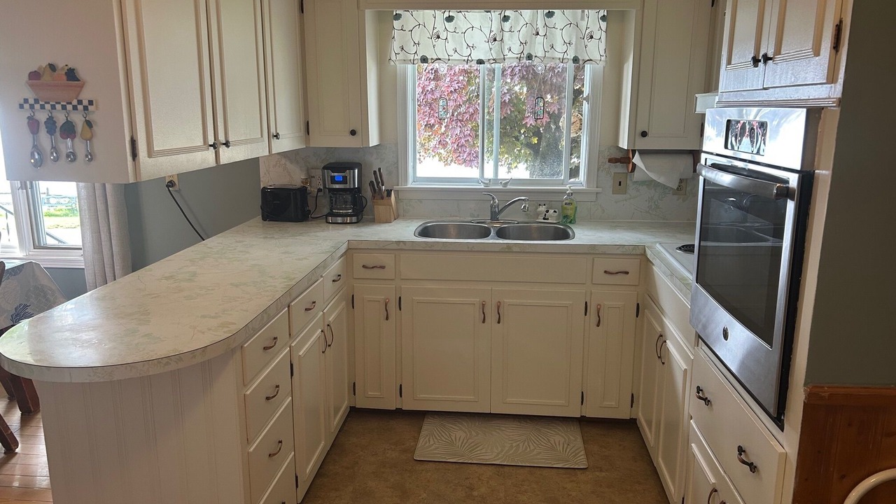 Photo of Kitchen in Manitoulin District