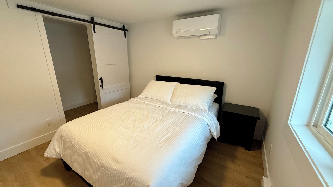 Photo of Bedroom in Lillooet