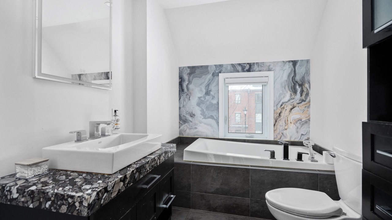 Photo of Bathroom in Boisbriand