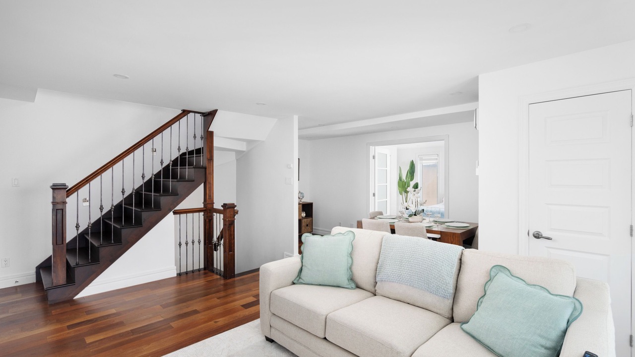 Photo of Livingroom in Boisbriand