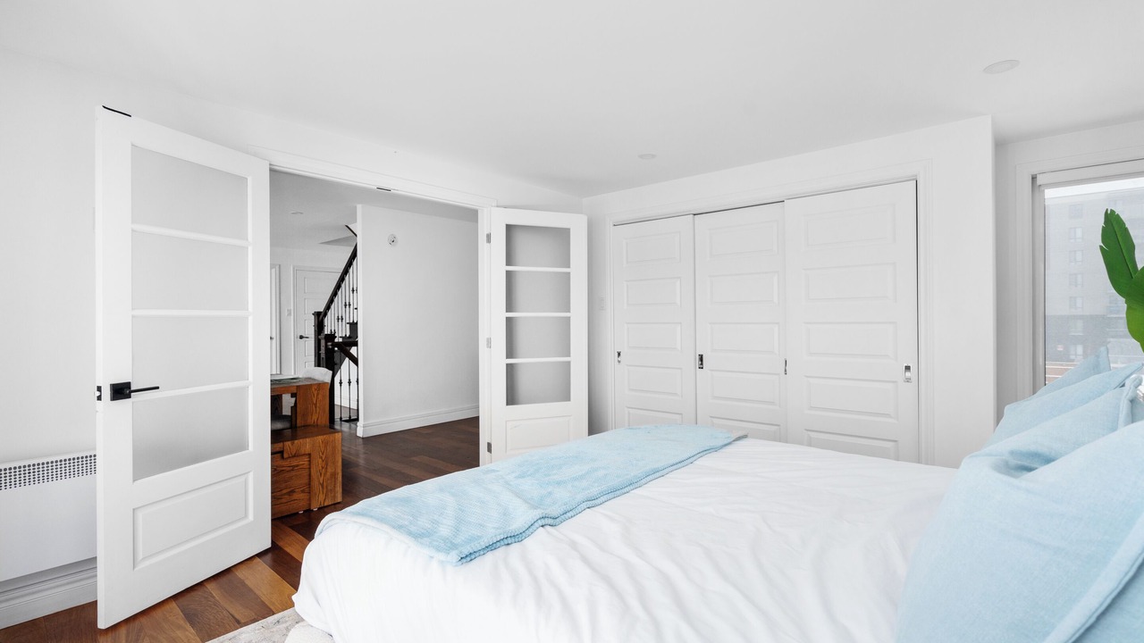 Photo of Bedroom in Boisbriand
