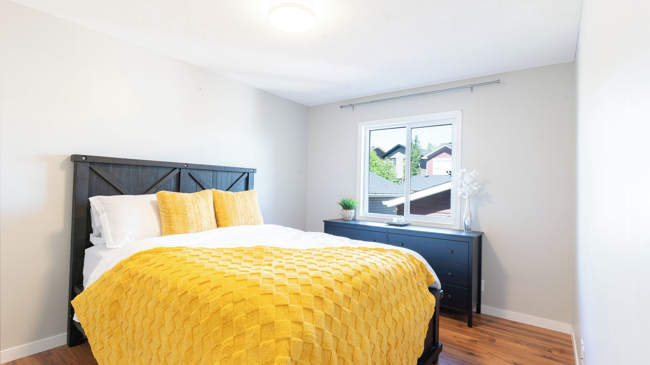 Photo of Bedroom in Evanston