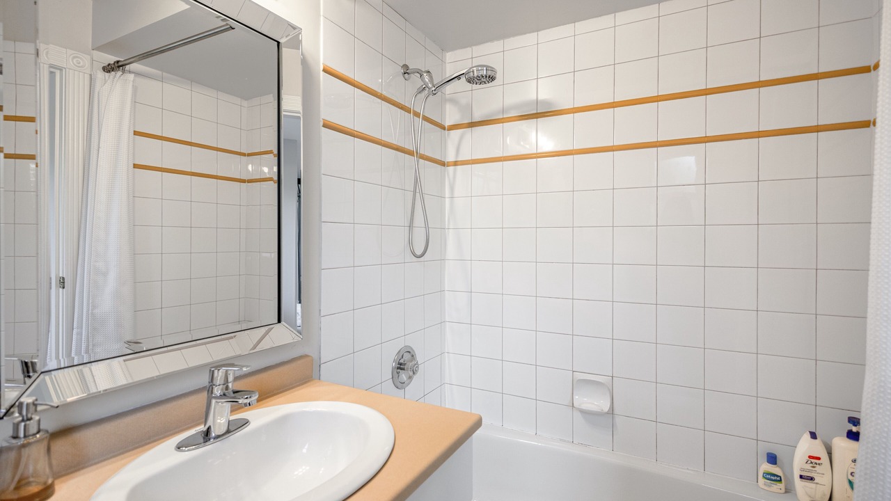 Photo of Bathroom in West Point Grey