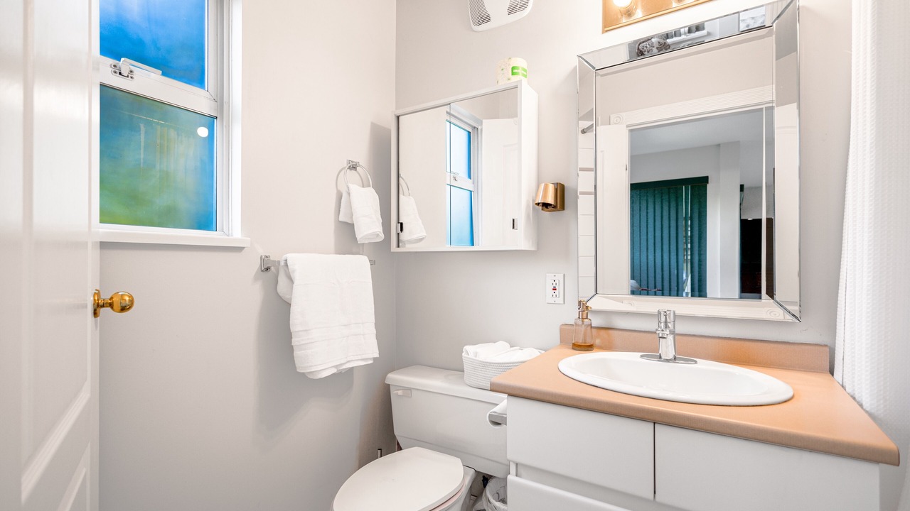 Photo of Bathroom in West Point Grey