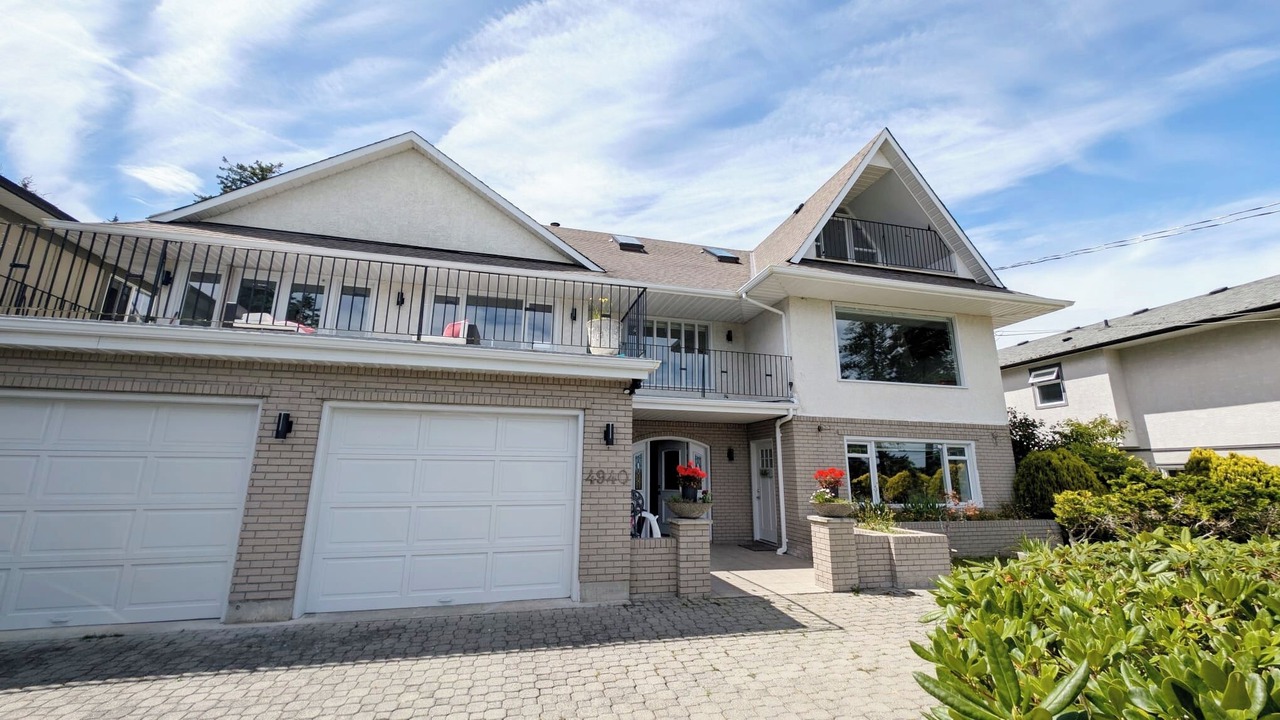 Photo of Outdoor in Cordova Bay