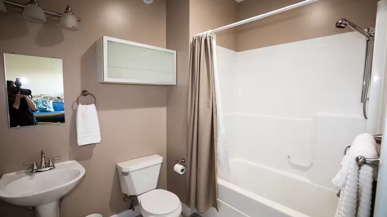Photo of Bathroom in Parkland County