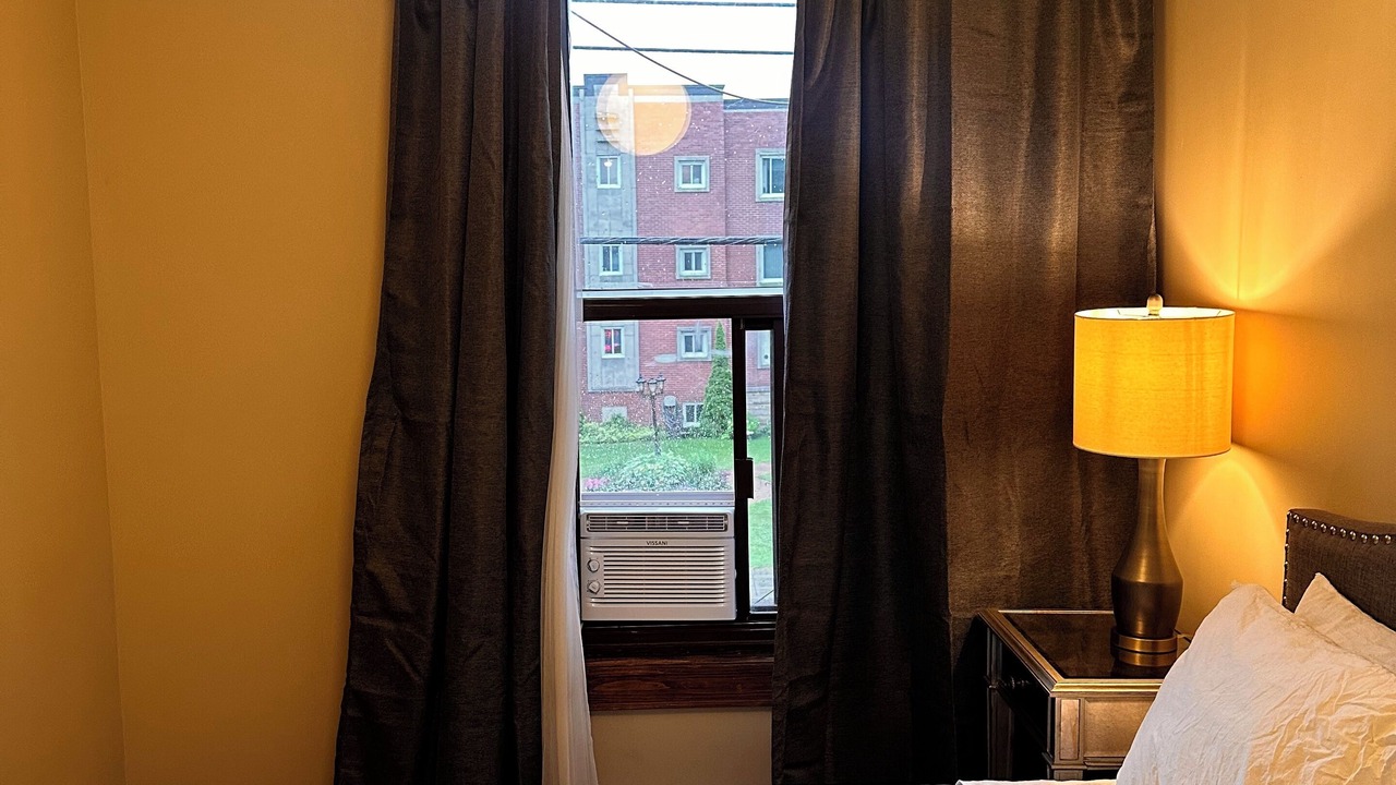 Photo of Bedroom in Dorval