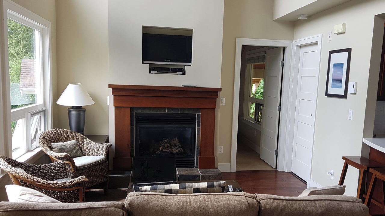 Photo of Livingroom in Pender Island