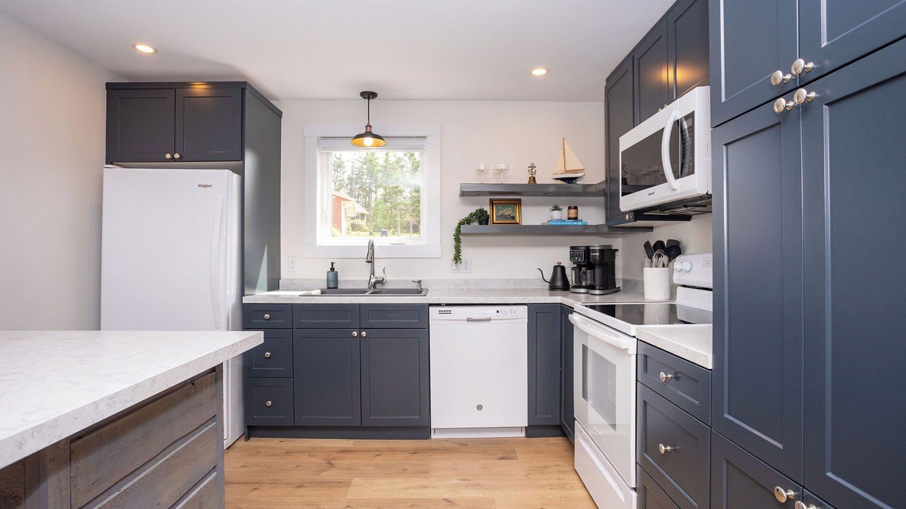 Photo of Kitchen in Canoe Cove