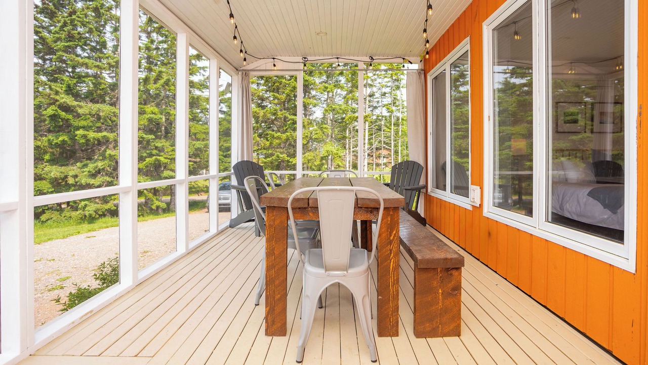 Photo of Outdoor in Canoe Cove