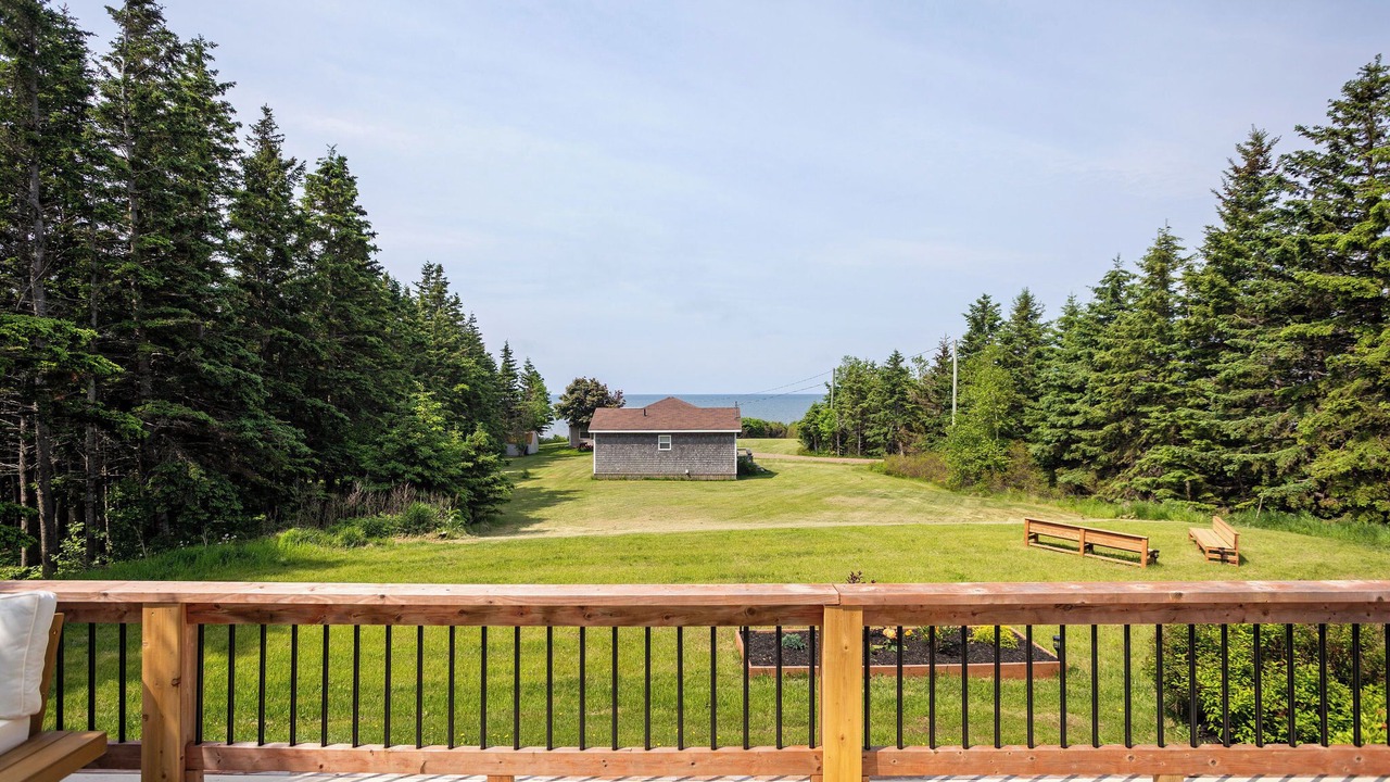 Photo of Outdoor in Canoe Cove