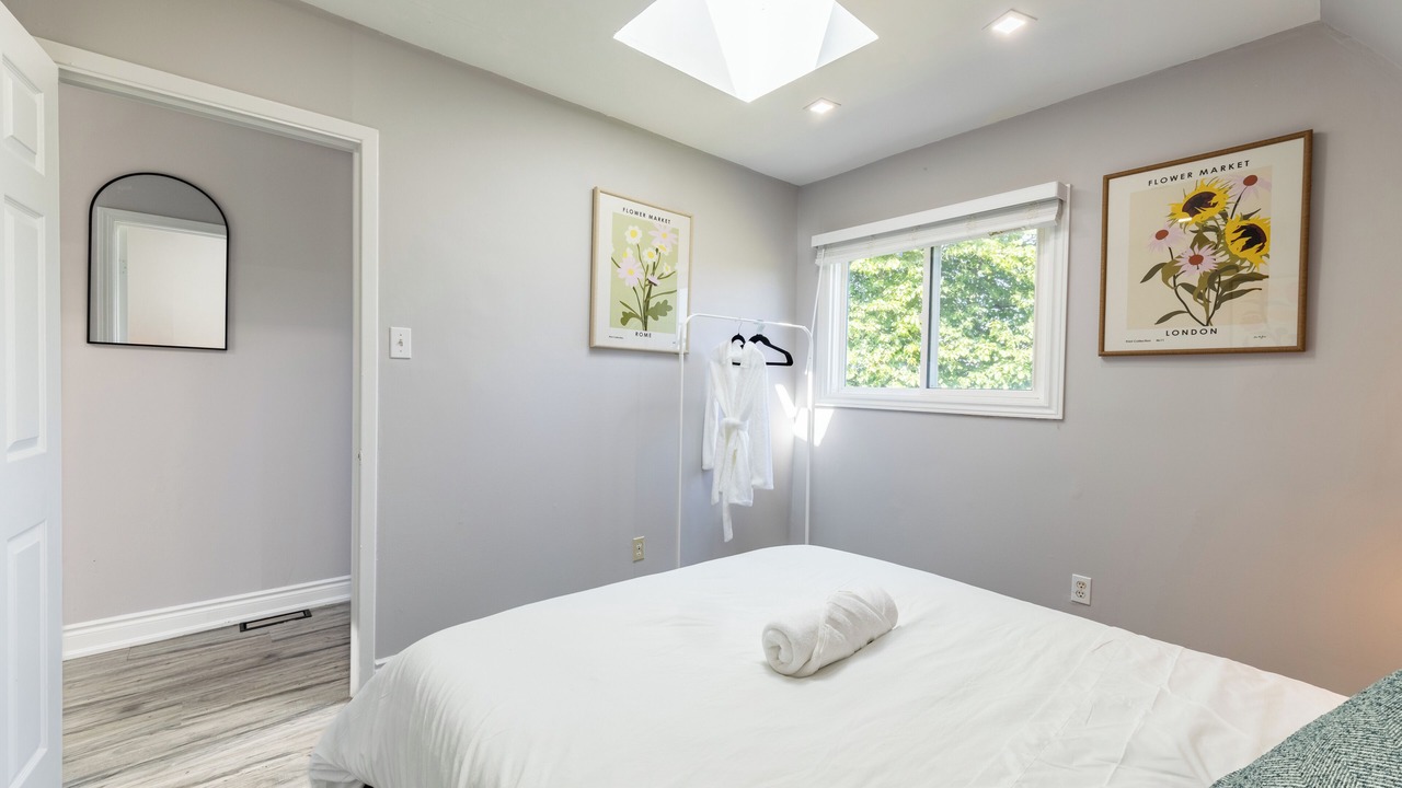 Photo of Bedroom in Erin