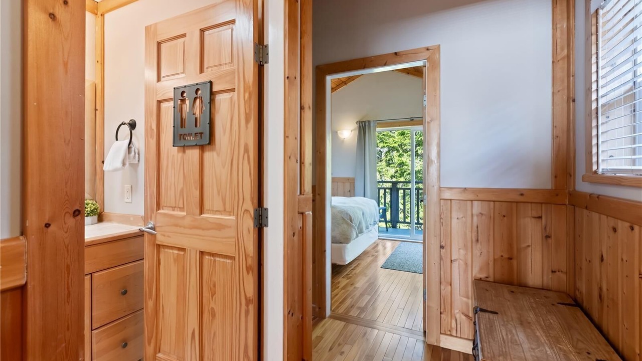 Photo of Bedroom in Ucluelet