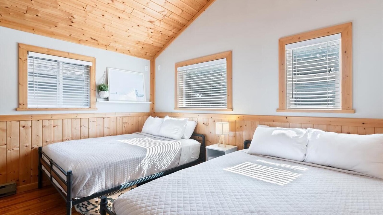 Photo of Bedroom in Ucluelet