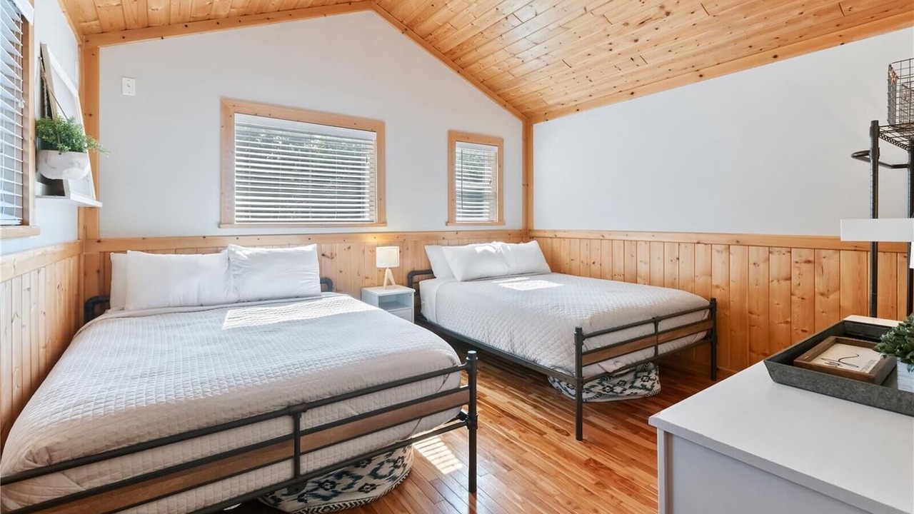 Photo of Bedroom in Ucluelet