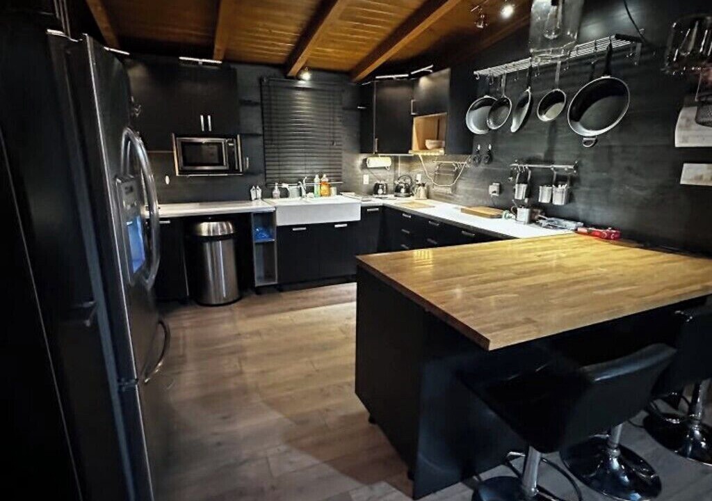 Photo of Kitchen in Sainte-Marthe-sur-le-Lac