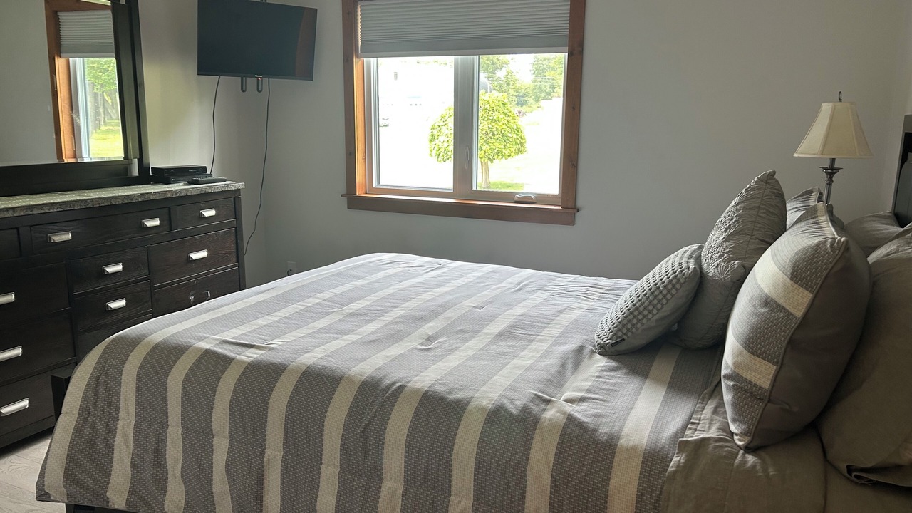 Photo of Bedroom in Wolfe Island