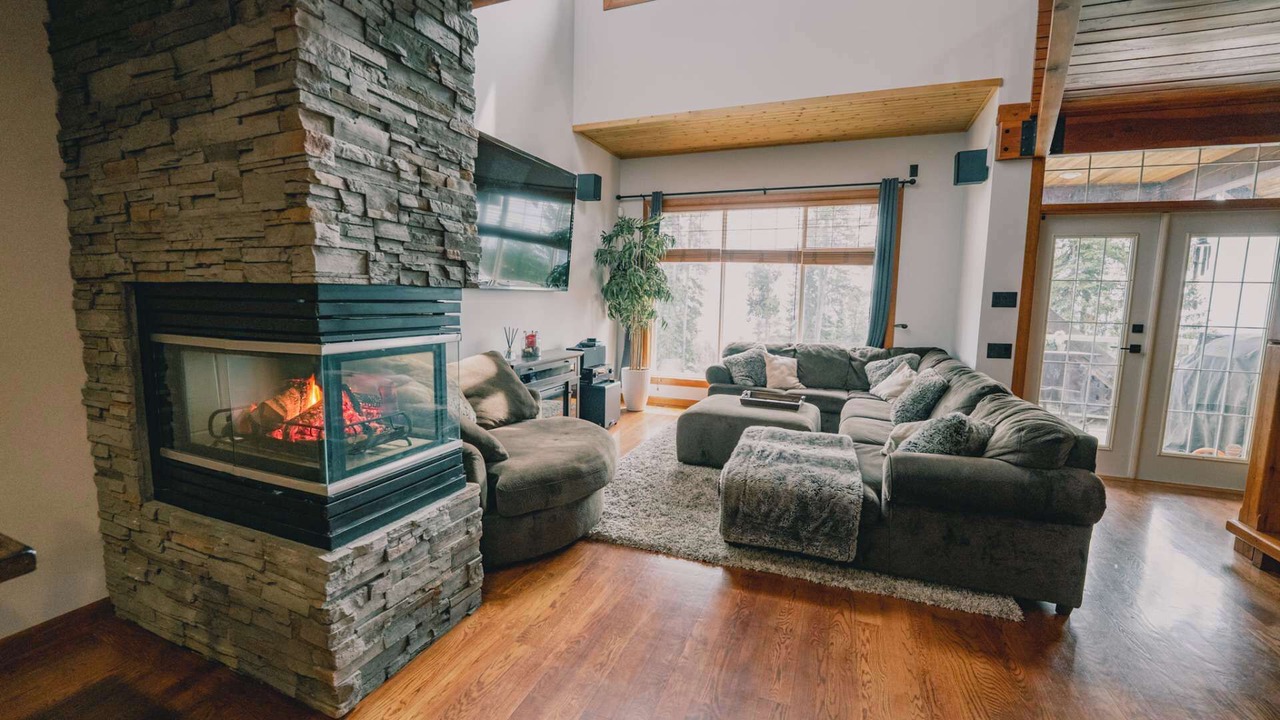 Photo of Livingroom in Snow Pine Estates