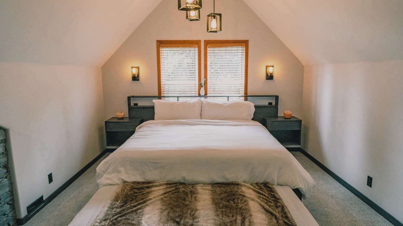 Photo of Bedroom in Snow Pine Estates