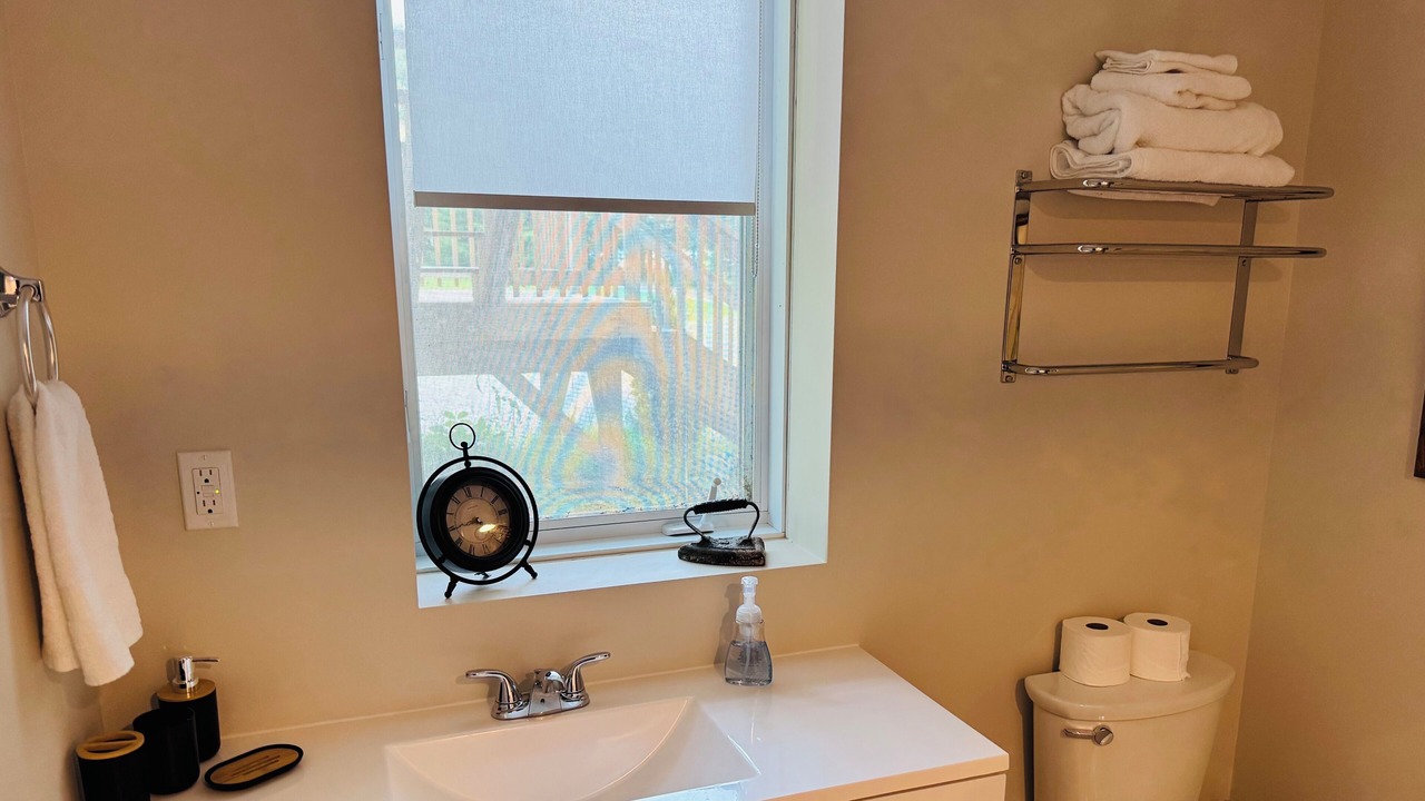Photo of Bathroom in Burk's Falls