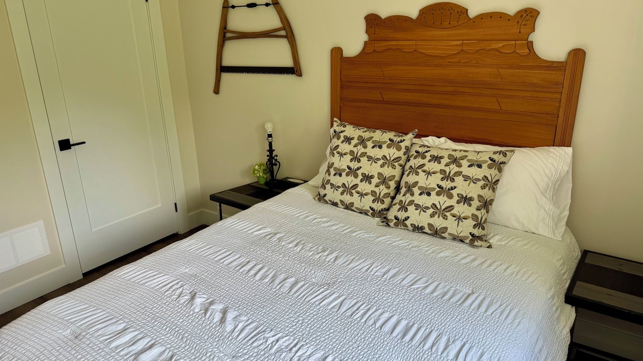 Photo of Bedroom in Burk's Falls