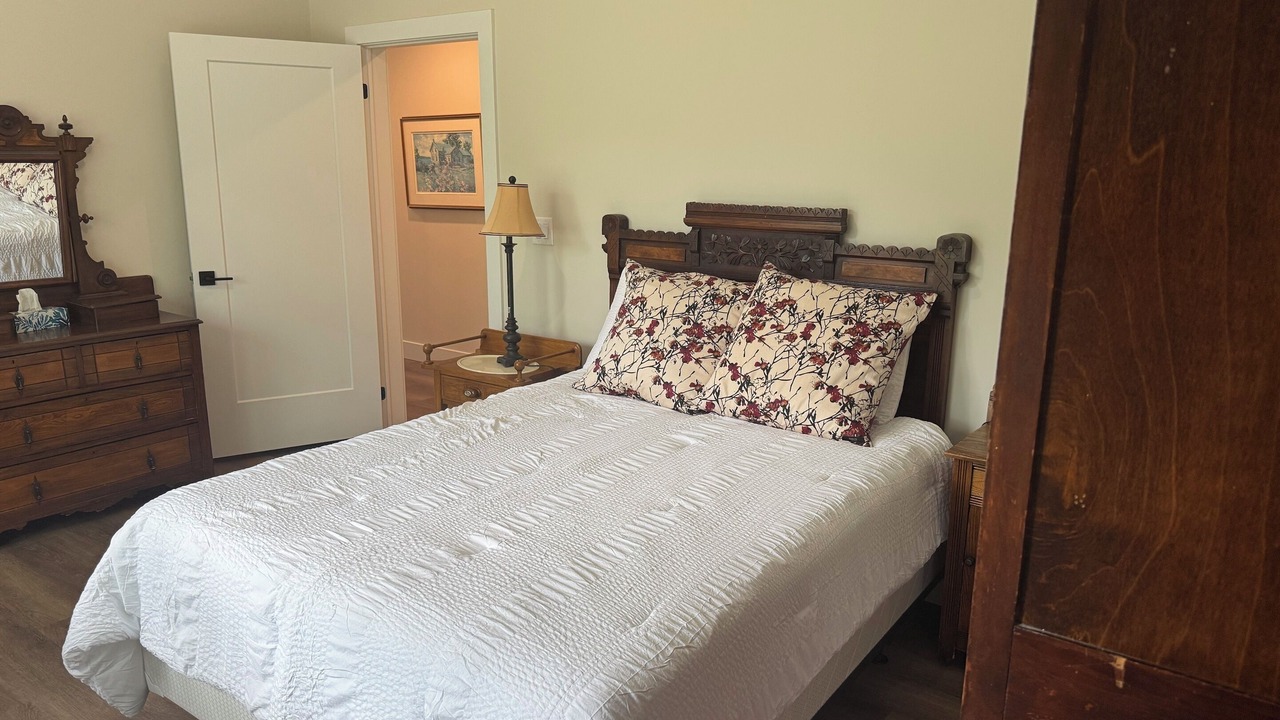 Photo of Bedroom in Burk's Falls