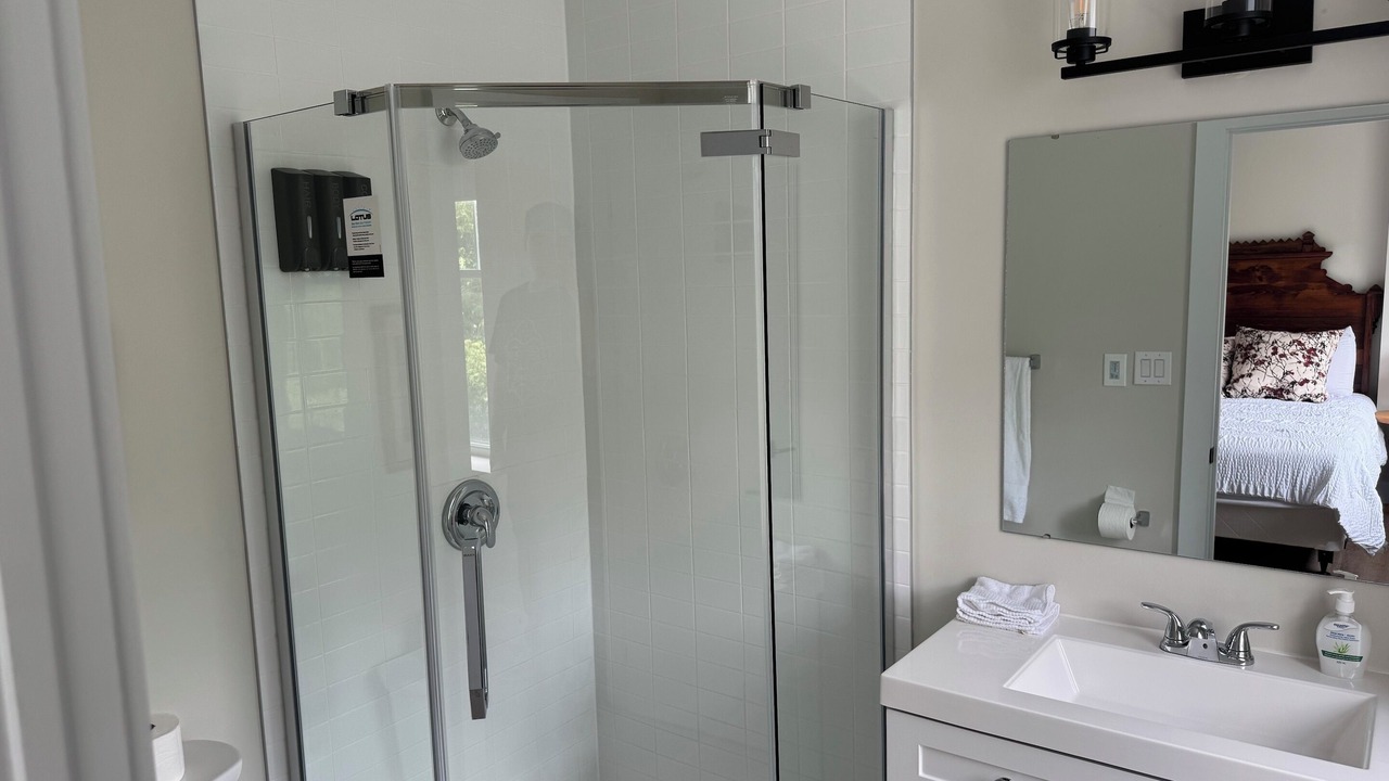 Photo of Bathroom in Burk's Falls